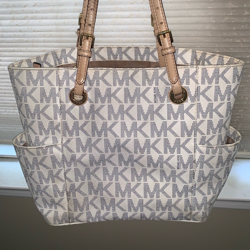 MICHAEL KORS JET SET TOTE NAVY/CREAM